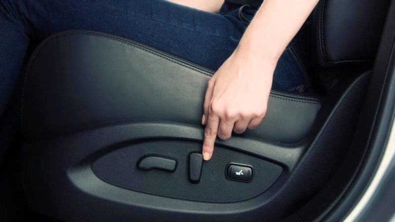 Ratgeber: Kopfstütze im Auto richtig einstellen